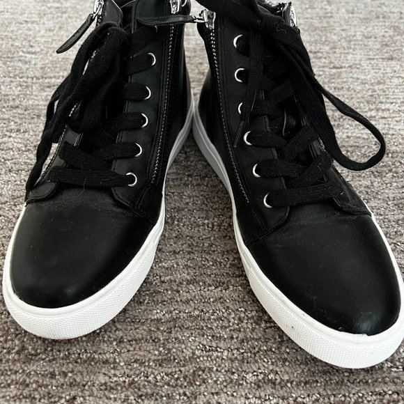 Black zip-up booties - Picture 3 of 3